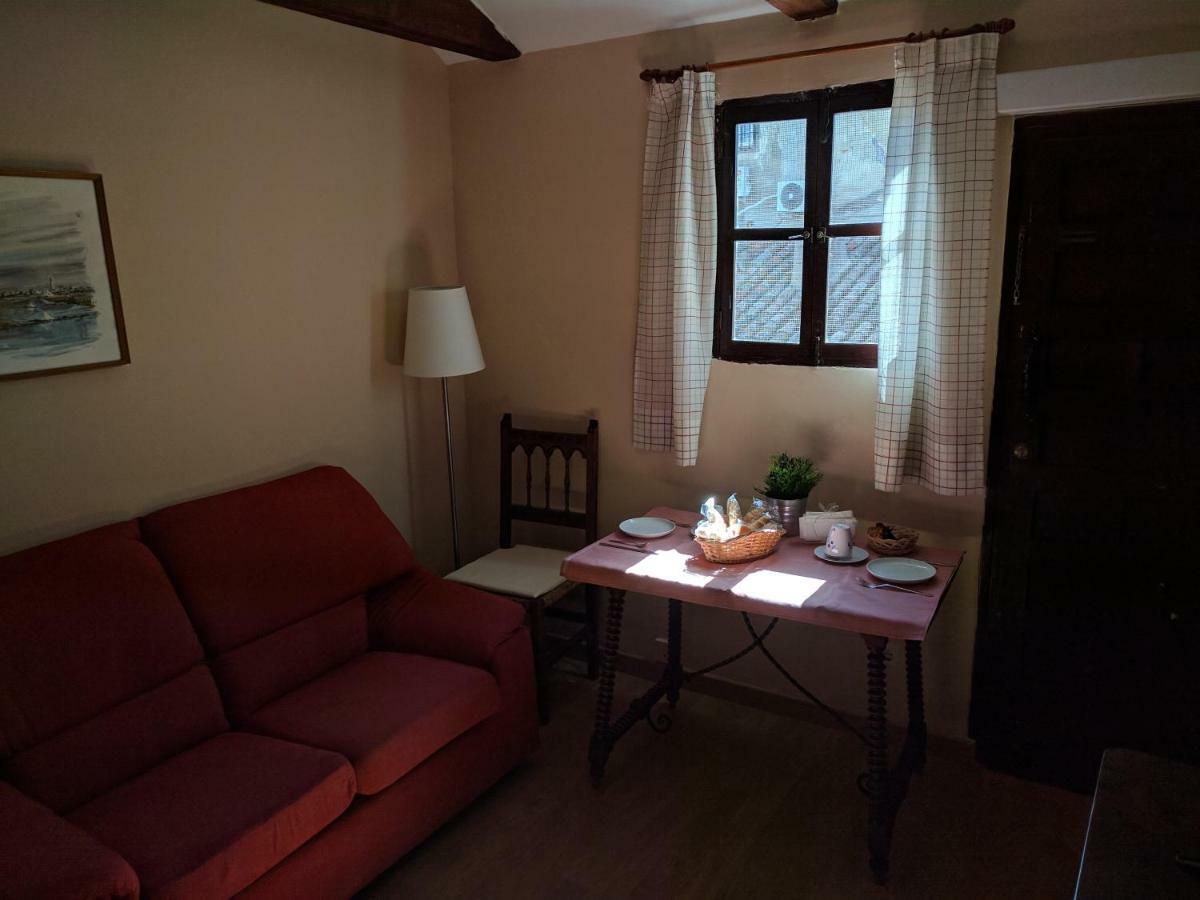 Acogedor Apartamento En El Casco Historico Toledo Eksteriør billede